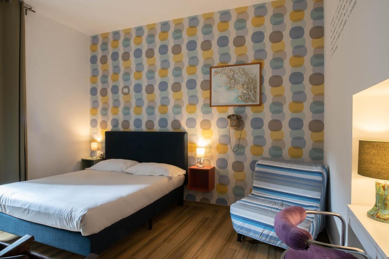 B.Bunker Hotel San Nicola La Strada Luaran gambar